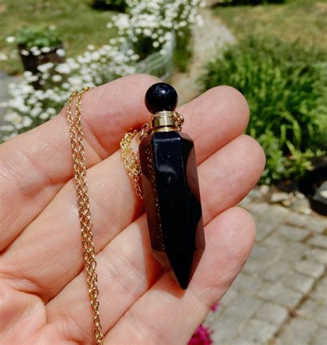 black obsidian perfume